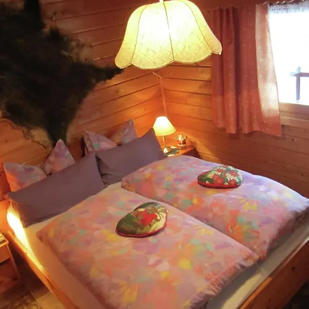 Semesterbostad Detached Wooden House Near Bad Wildungen *
